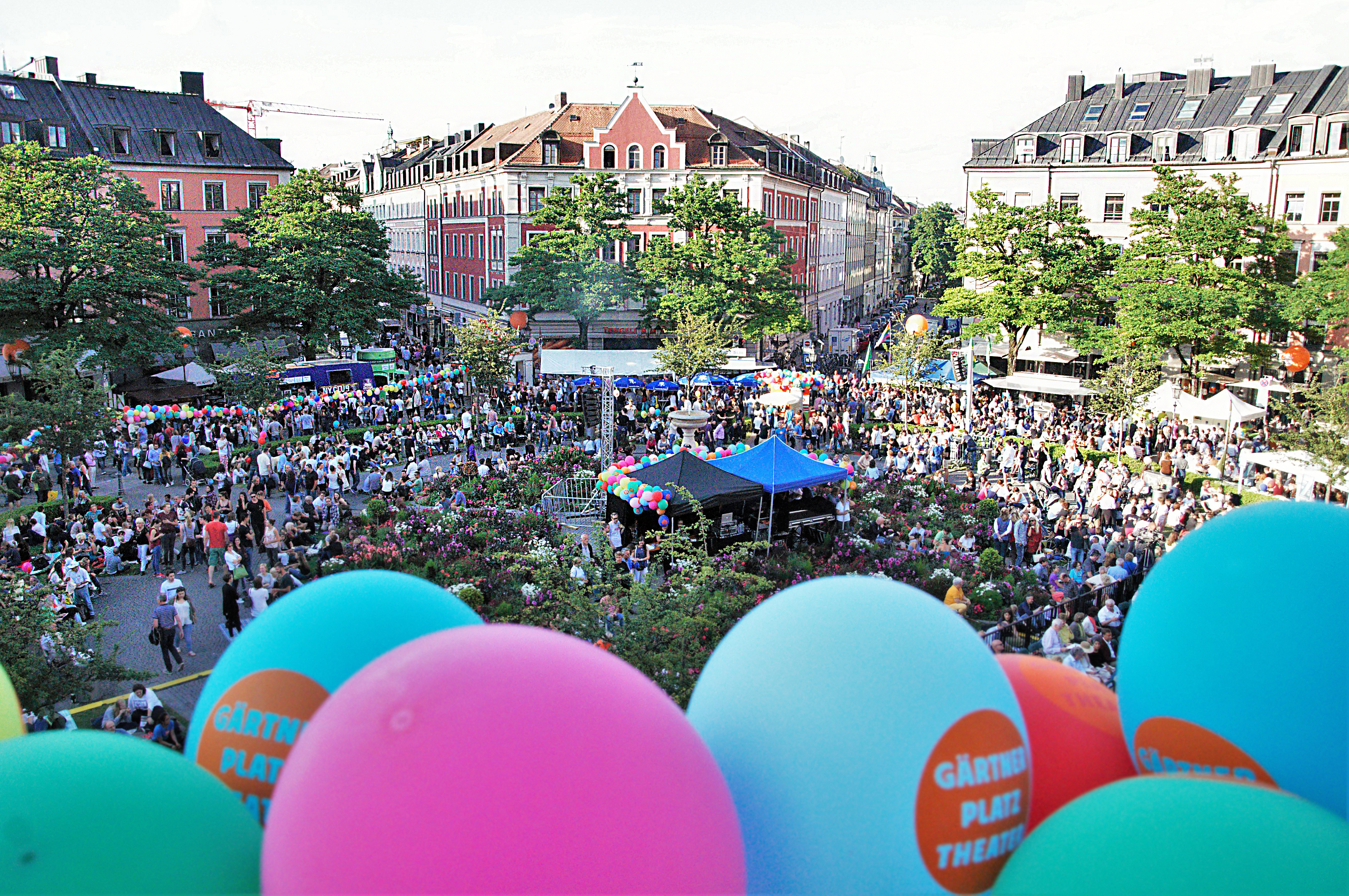 Ganzer Platz (Lea Kubisch)